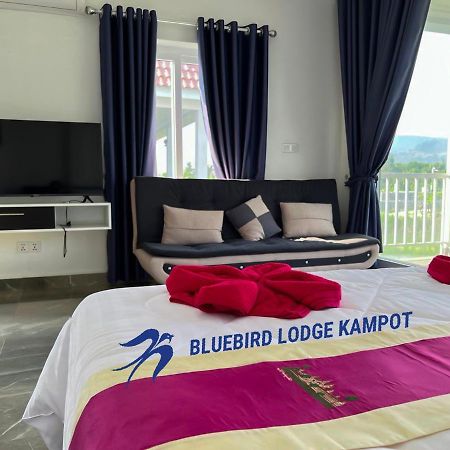 Bluebird Lodge Kampot Esterno foto