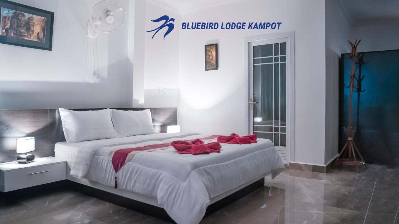 Bluebird Lodge Kampot Esterno foto