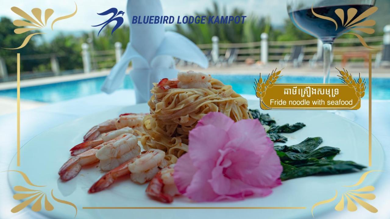 Bluebird Lodge Kampot Esterno foto